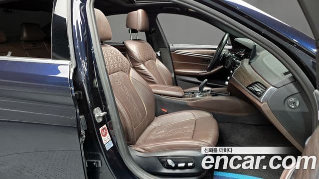BMW 5시리즈 (G30) 530i xDrive M Sport Plus, 2018 11