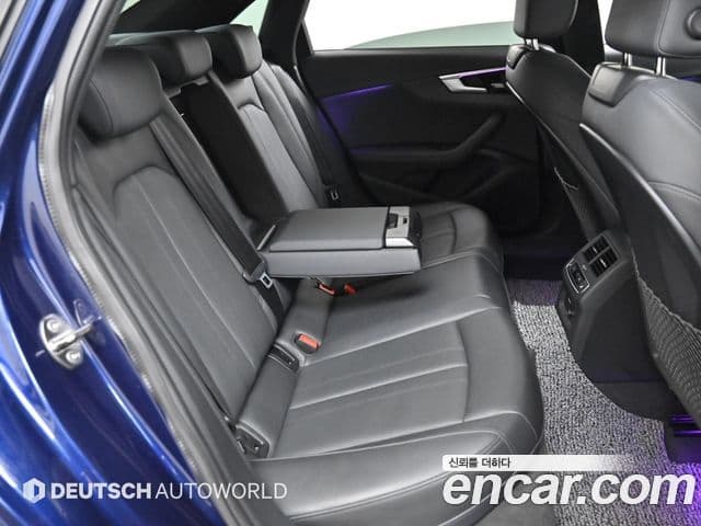 Audi A4 (B9) Premium, 2023 12