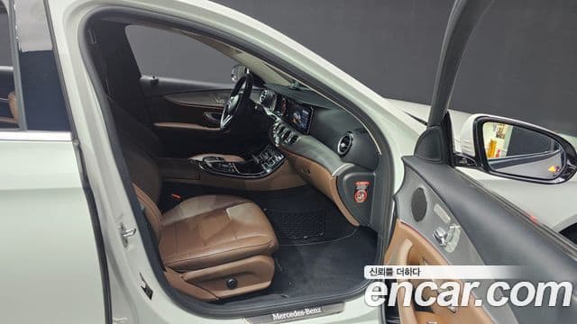 Mercedes-Benz E-класс W213 Avantgarde, 2019 11