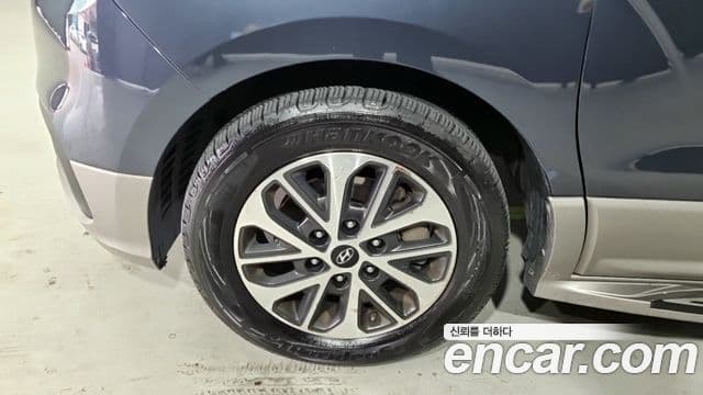 Hyundai The / новый New Grand Starex Exclusive, 2019 все фото