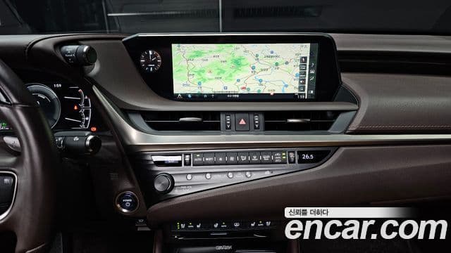 Lexus ES300h 7세대 Executive, 2019 15
