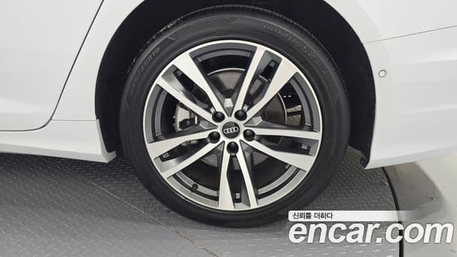 Audi A6 (C8) Premium, 2023 все фото