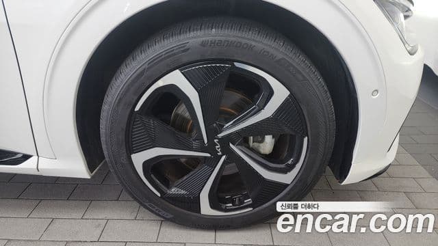 Kia EV6 GT Line, 2022 все фото