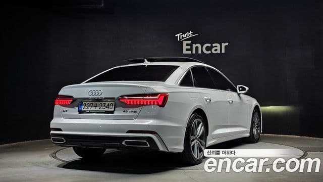 Audi A6 (C8) Premium, 2022 2