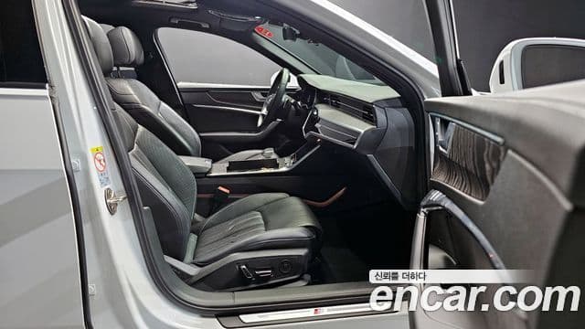 Audi A6 (C8) Premium, 2022 10