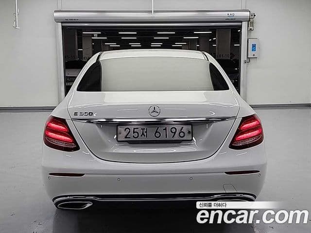 Mercedes-Benz E-класс W213 Exclusive, 2018 3