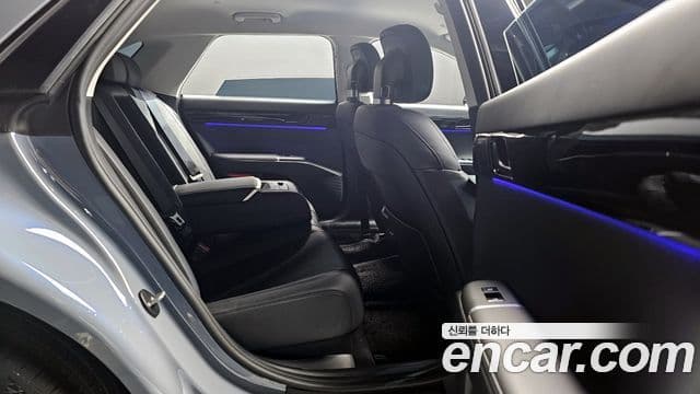 Hyundai Grandeur (GN7) Calligraphy, 2024 13