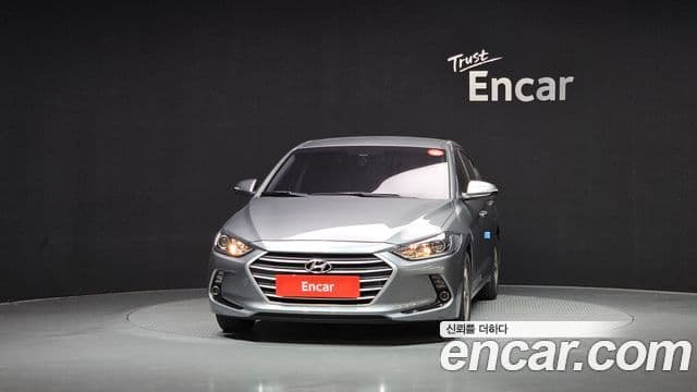 Hyundai Avante AD 1.6 GDI Smart, 2016 3