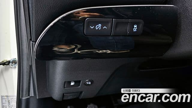 Toyota 프리우스 4세대 1.8 E, 2018 14