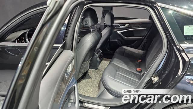 Audi A6 (C8) Premium, 2022 12