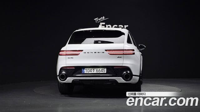 Genesis GV70, 2024 4