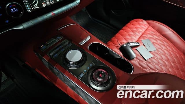 Genesis GV70, 2024 9