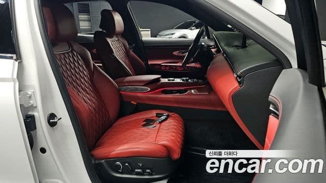 Genesis GV70, 2024 10