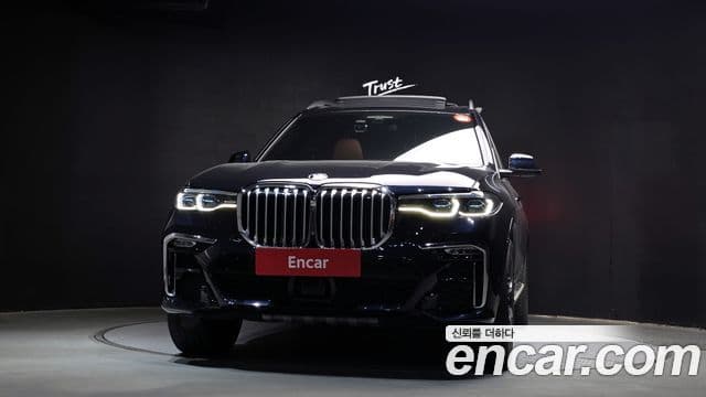 BMW X7 (G07) xDrive 40i M Sport 6인승, 2022 3