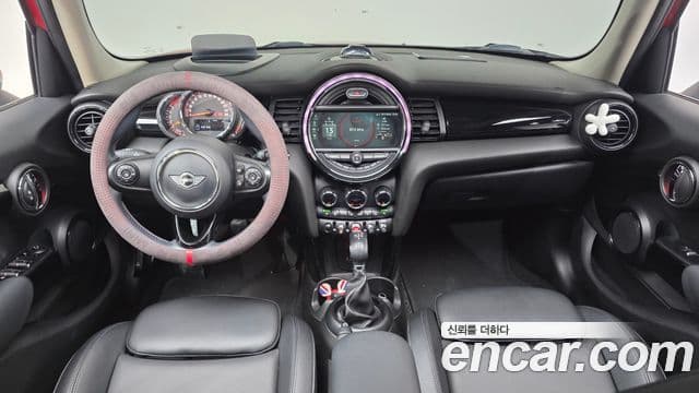 Mini Cooper D 3세대, 2018 7