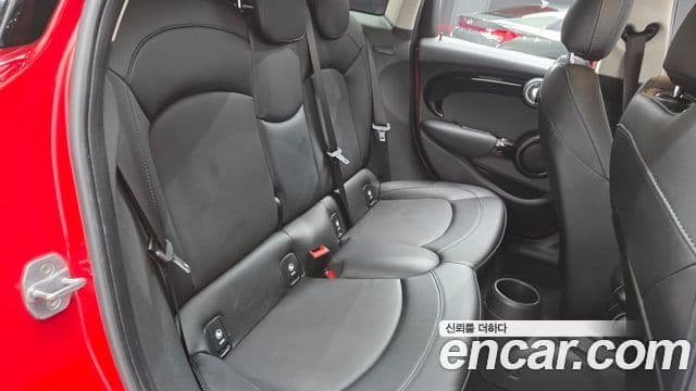 Mini Cooper D 3세대, 2018 12