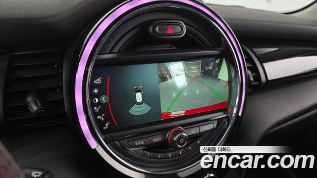 Mini Cooper D 3세대, 2018 15