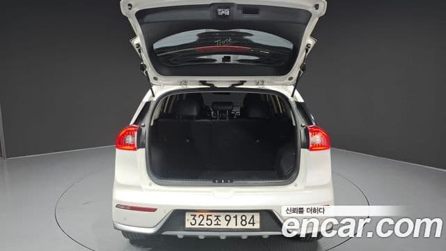 Kia Niro Prestige, 2017 20