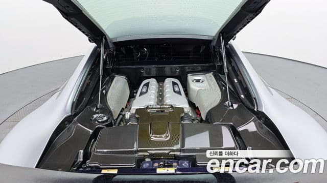 Audi R8 5.2 V10 купе, 2015 6