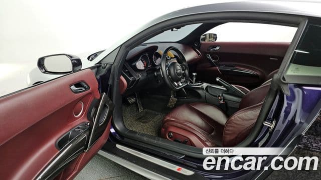 Audi R8 5.2 V10 купе, 2015 10