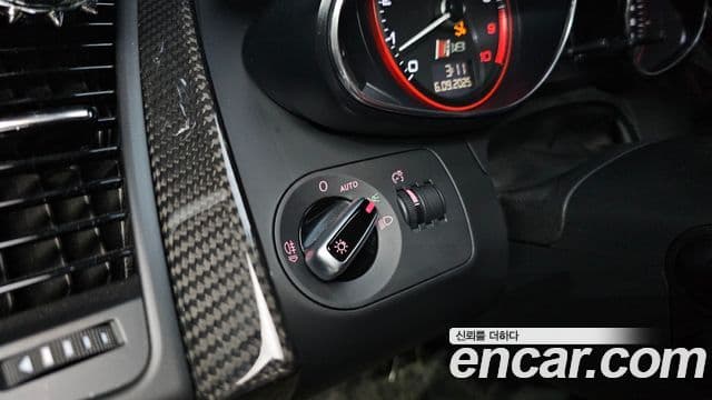 Audi R8 5.2 V10 купе, 2015 17