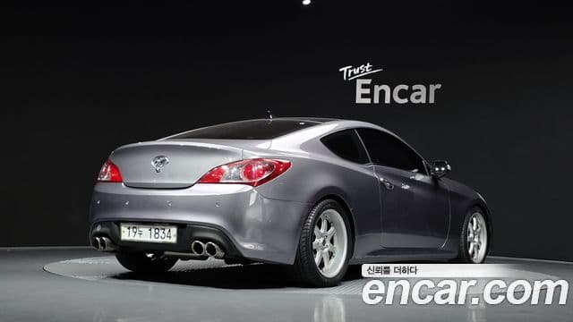 Hyundai Genesis купе 200 турбо D, 2011 2