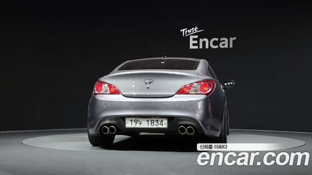 Hyundai Genesis купе 200 турбо D, 2011 4
