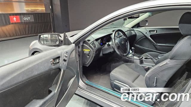 Hyundai Genesis купе 200 турбо D, 2011 11