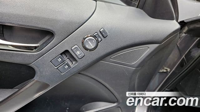 Hyundai Genesis купе 200 турбо D, 2011 16