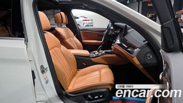 BMW 5시리즈 (G30) 520i M Sport, 2022 10