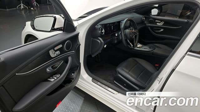 Mercedes-Benz E-класс W213 AMG Line, 2023 10