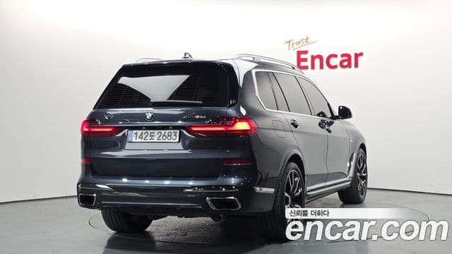 BMW X7 (G07) xDrive 40d M Sport 6인승, 2021 2