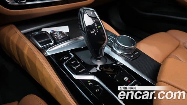 BMW 5시리즈 (G30) 520i M Sport, 2023 9