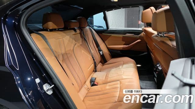 BMW 5시리즈 (G30) 520i M Sport, 2023 12