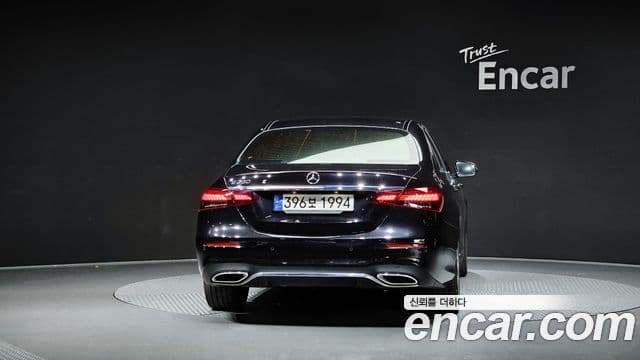 Mercedes-Benz E-класс W213 AMG Line, 2023 4