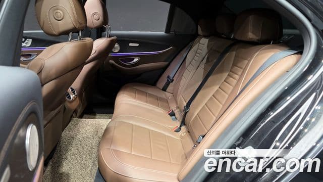 Mercedes-Benz E-класс W213 AMG Line, 2023 12