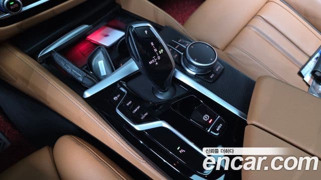 BMW 5시리즈 (G30) 520i M Sport, 2022 9