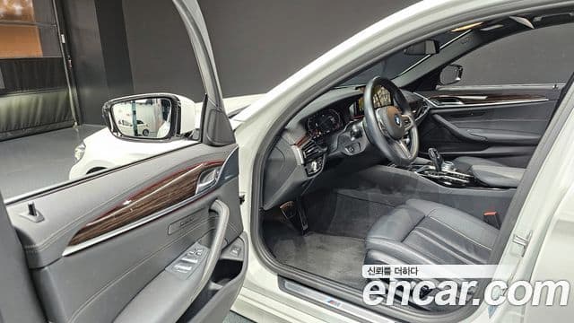 BMW 5시리즈 (G30) 520i M Sport, 2022 11