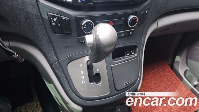 Hyundai Grand Starex Refrigerated Truck, 2018 9