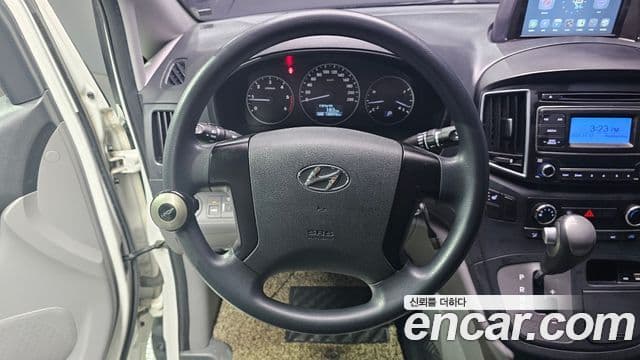 Hyundai Grand Starex Refrigerated Truck, 2018 12