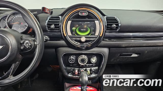 Mini Cooper 클럽맨 2세대, 2016 14