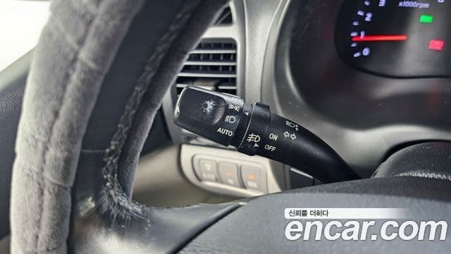 Kia Carnival R топовая версия, 2014 15