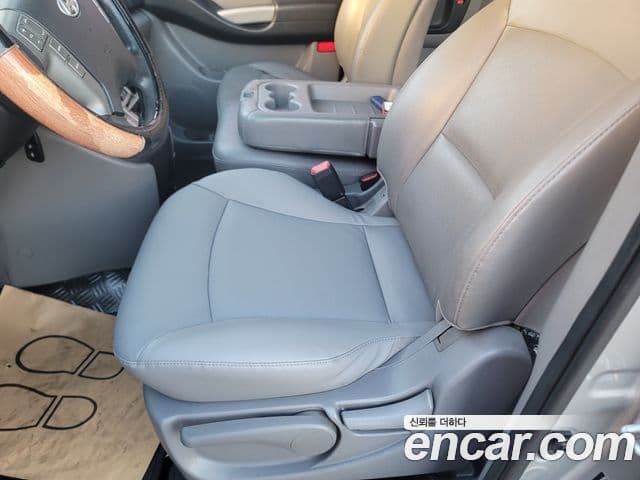 Hyundai Grand Starex CVX Luxury, 2012 12