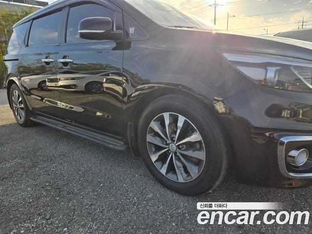 Kia All New Carnival Luxury, 2018 3