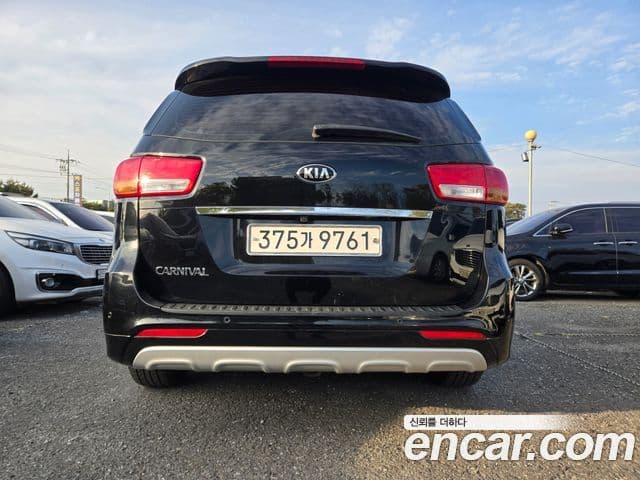 Kia All New Carnival Luxury, 2018 6