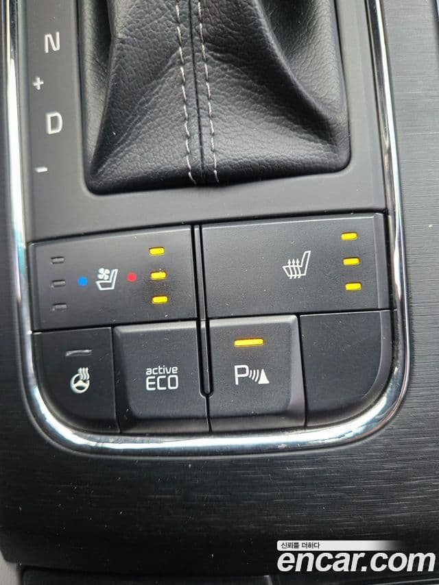 Kia All New Carnival Luxury, 2018 14