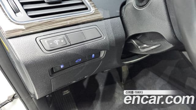 Hyundai LF Sonata 2.0 Smart, 2015 13