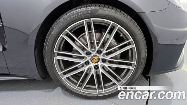 Porsche Panamera (971), 2021 все фото