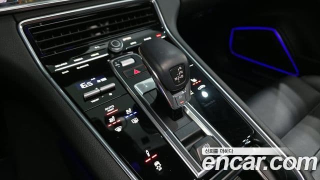 Porsche Panamera (971), 2021 9