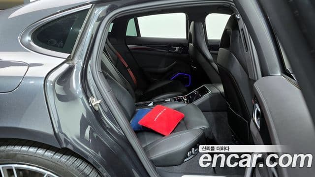 Porsche Panamera (971), 2021 12